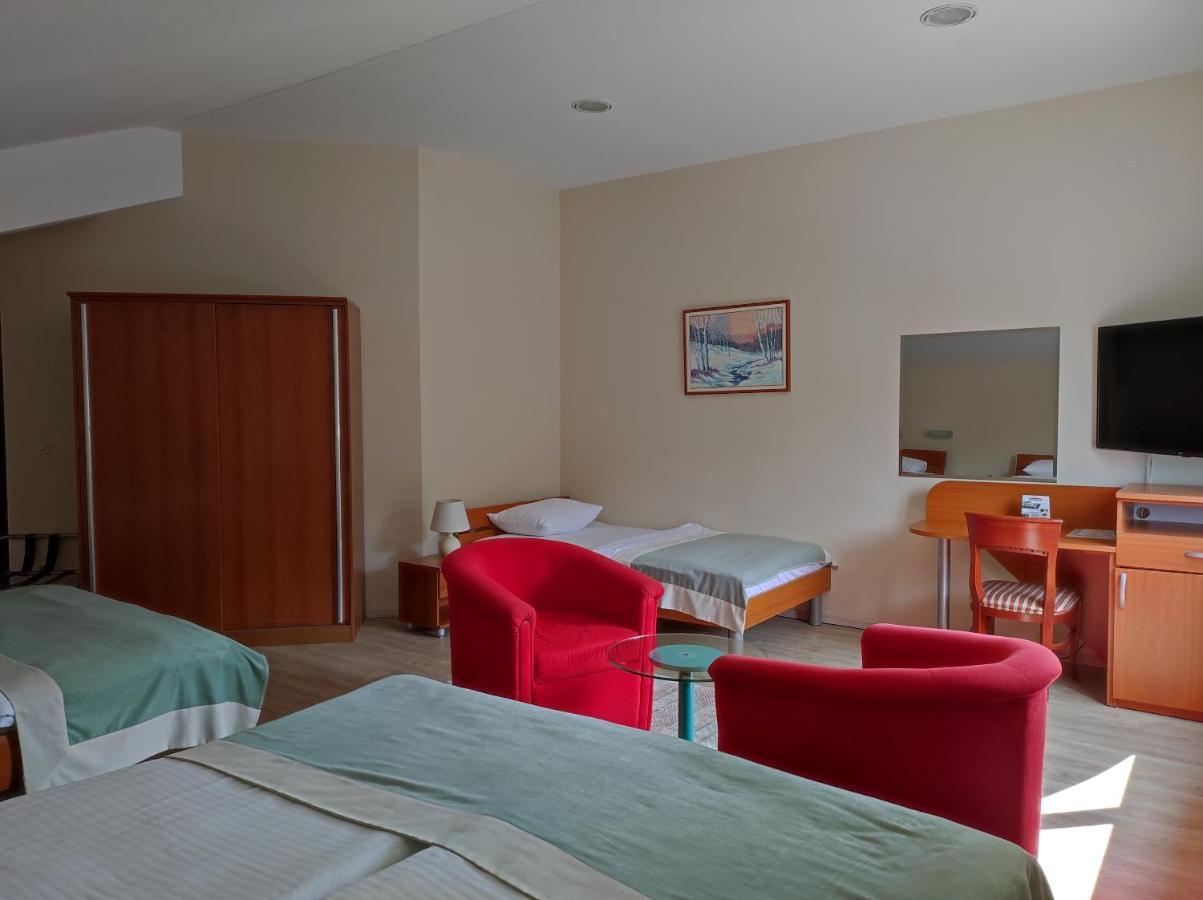 Hotel Bacchus 利夫诺 外观 照片